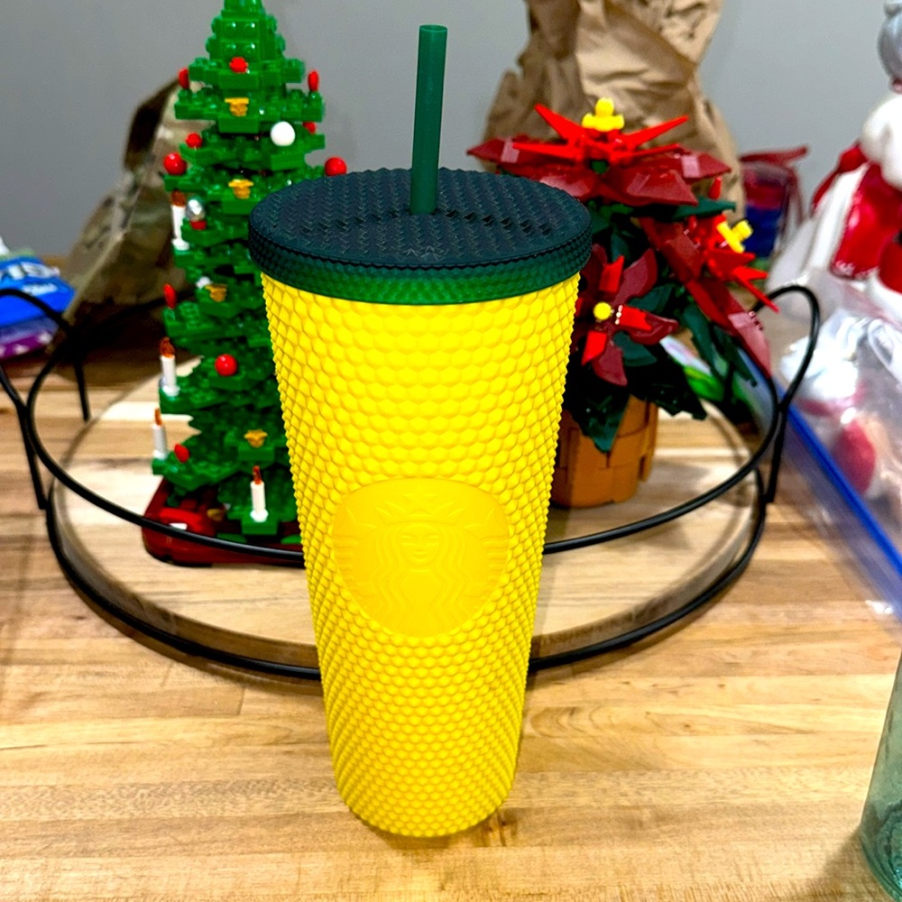 Starbucks Hawaii Collection tumbler pineapple new